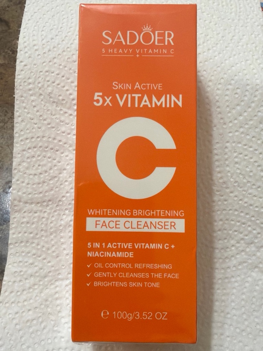 Skin Active 5x Vitamin C Whitening Brightening Face Cleanser - Orange